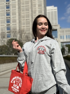 �ѥ�ϥ������� SMALL LOGO HOODIE