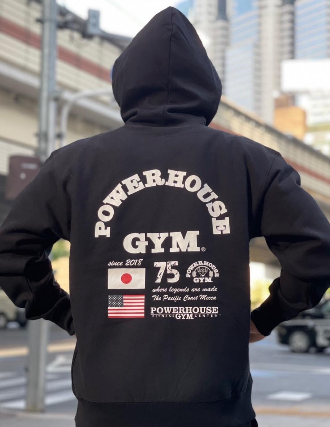 パワーハウスジム プレミアムジップアップパーカー – Gravii -POWERHOUSE GYM ONLINE SHOP-